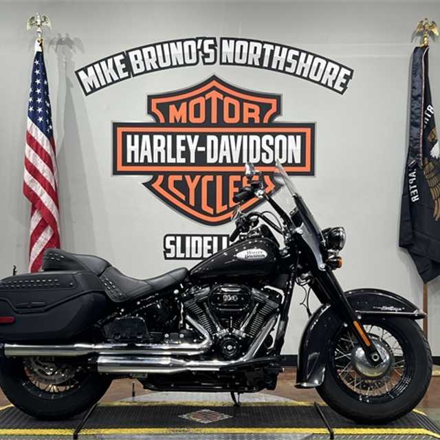 2021 Harley-Davidson Heritage Classic 114 - BLACK JACK METALLIC W/PINST