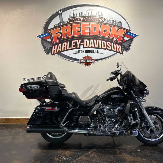 2019 Harley-Davidson Electra Glide Ultra Classic FLHTCU - Vivid Black