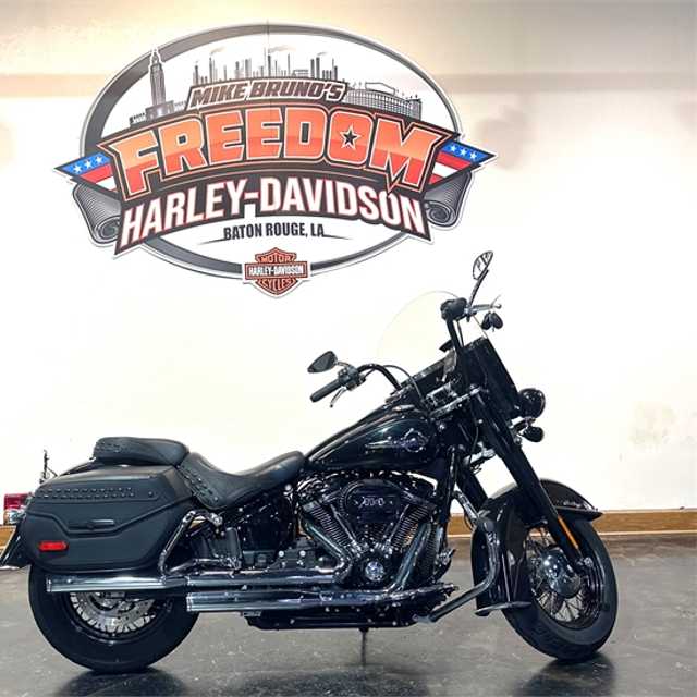 2019 Harley-Davidson Heritage Classic 114 FLHCS - Vivid Black